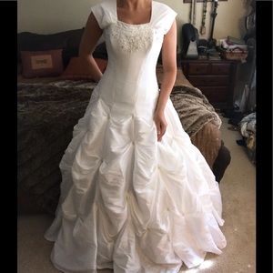 Alfred Angelo Modest Corset Lace Up Wedding Dress